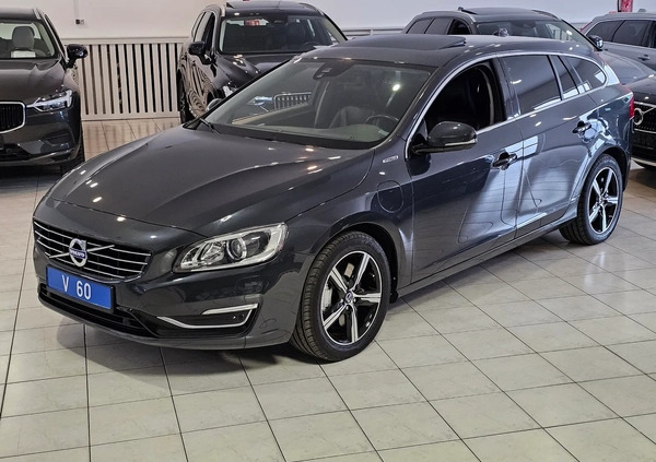 Volvo V60 cena 79900 przebieg: 231000, rok produkcji 2014 z Jeziorany małe 562